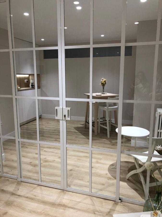 Pension La Castellana Logroño Exteriör bild